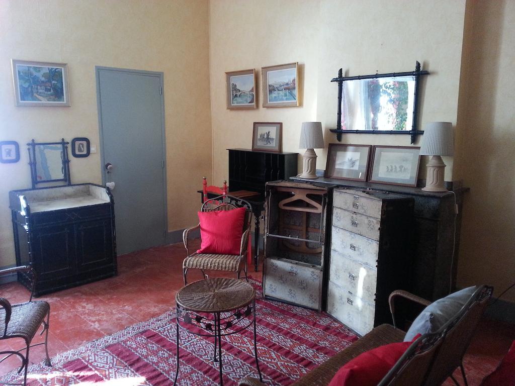 La Maison De L'Oenologue Poucharramet Bilik gambar